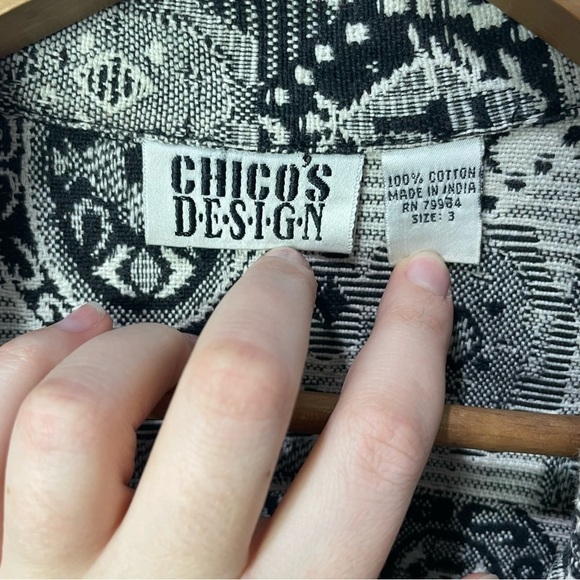 [Chico's] Black & White Boho Tapestry Print Button Front Blazer Jacket - Picture 4 of 7
